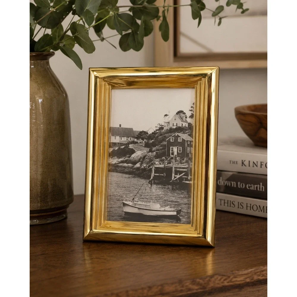Vintage Gold Tone 5x7 Picture Frame Desk Tabletop Easel Display Home Decor
